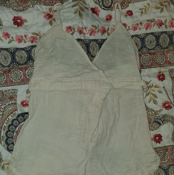 ACACIA North Shore Vanilla Romper - Picture 1 of 4